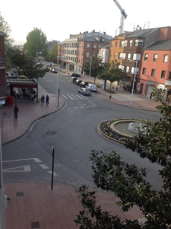 El Ancla Hotell Ponferrada Exteriör bild